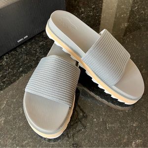 New Sorel Roaming Easy Slide Sandals, Casual Stretch Grey Slides, Athleisure